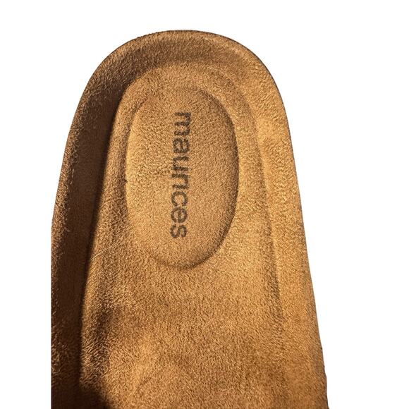 Maurices Womens Size 9M Alyssa Sandal Toe Post Taupe Laser Cutout Medallion - Picture 11 of 11